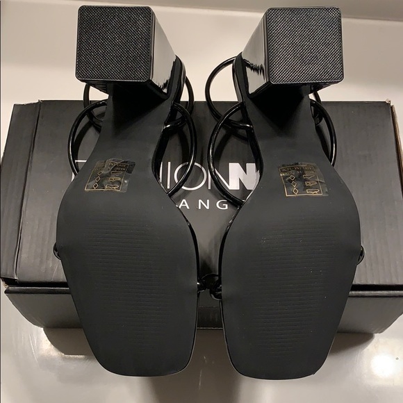 NWT Fashion Nova Black Heel size 9 - Picture 4 of 5
